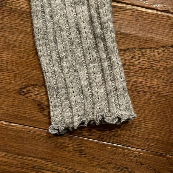 Aeropostale The OG Tee Collection Shrunken Tee in Gray Size M - Picture 4 of 6